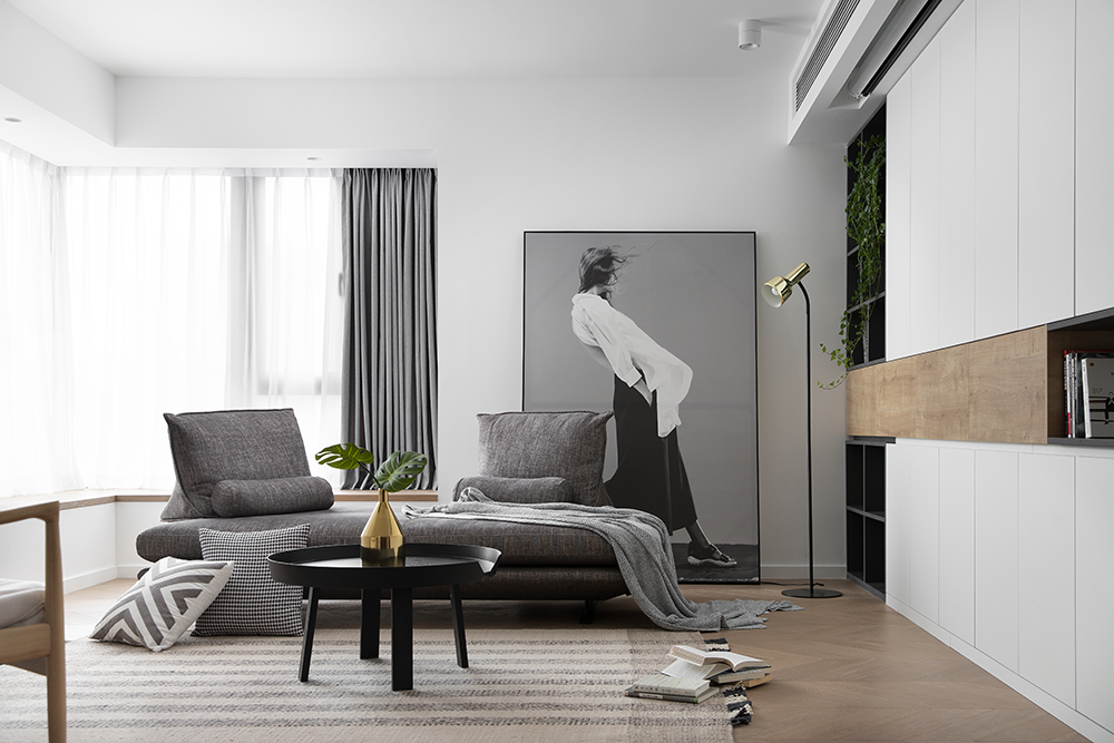 『』极简+黑白灰，最纯粹的设计格调！