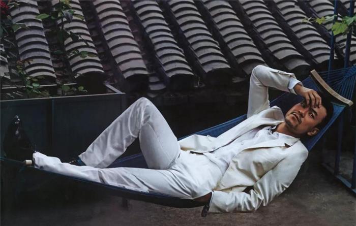 『爱奇艺』爱奇艺又一悬疑剧将袭，“双男主”人设超惊艳，网友：熬夜追定了