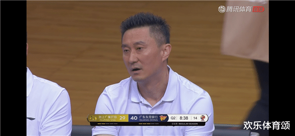 杜锋|三战狂砍87分33板！CBA最强战神王者归来，杜锋欲哭无泪，年轻5岁该多好