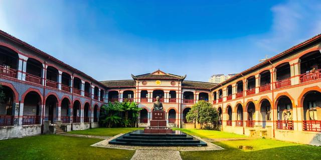 高校|别只选985、211高校,那些隐藏的王牌大学同样值得报考!