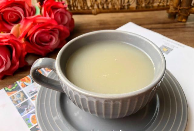 银耳▲明日小暑，记得多喝这碗羹，清热去火又好喝，大人孩子都喜欢