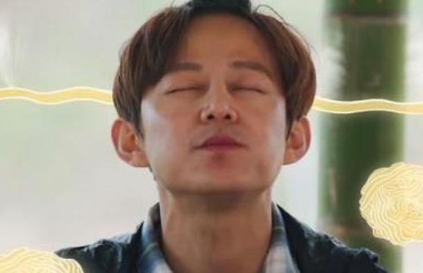 #黄磊#《向往的生活》4季，何炅一直捧黄磊，终于有嘉宾质疑他做的菜了