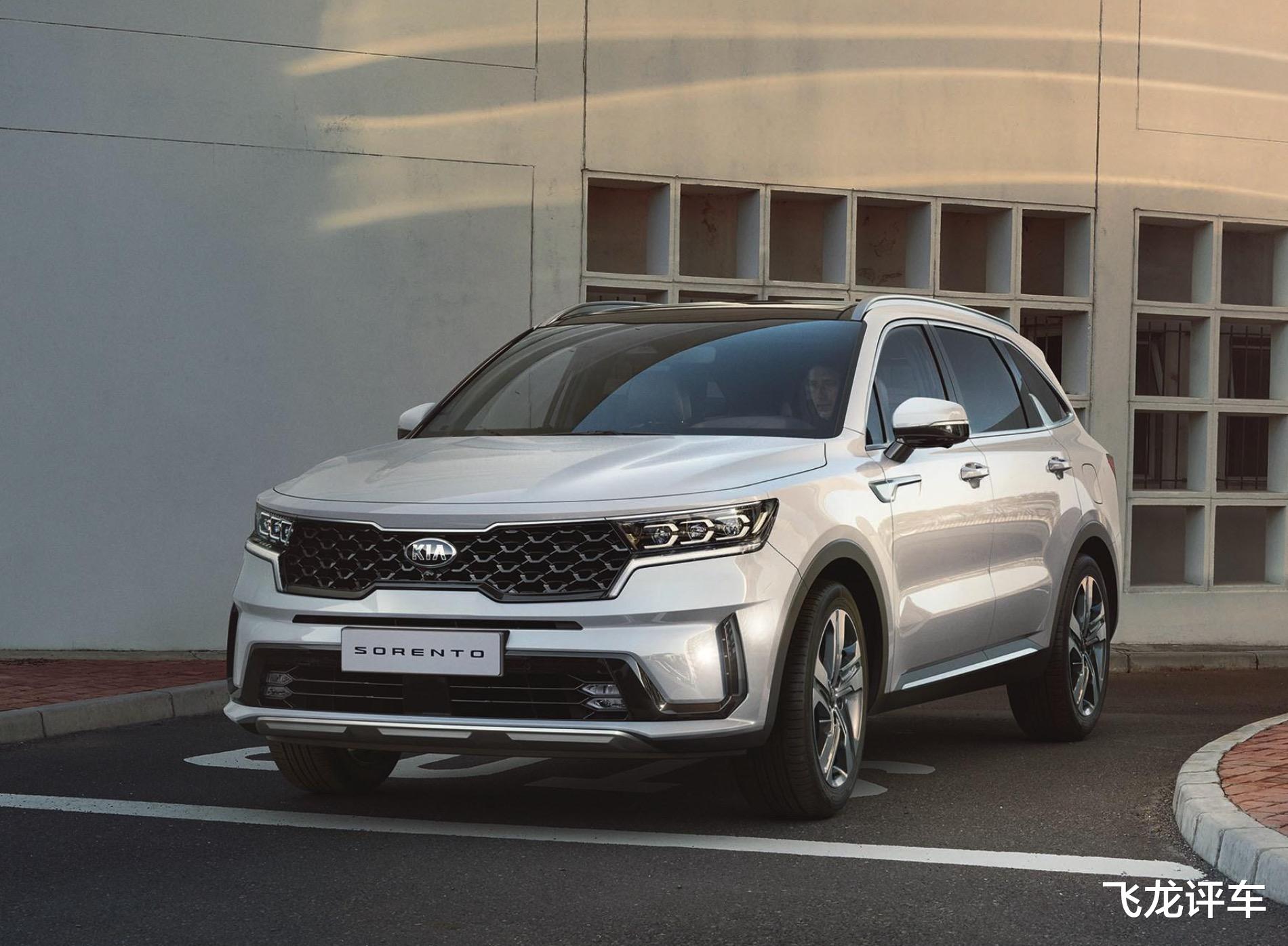 丰田汉兰达|汉兰达“棋逢对手”，这车长5米，2.2T柴油+四驱，22.68万起