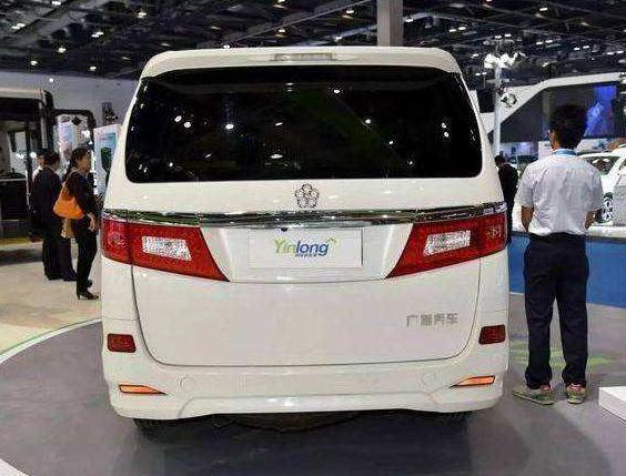 [奥迪]董明珠5亿圆梦成功，新车一露面却引起争议：车标怕是在叫板奥迪