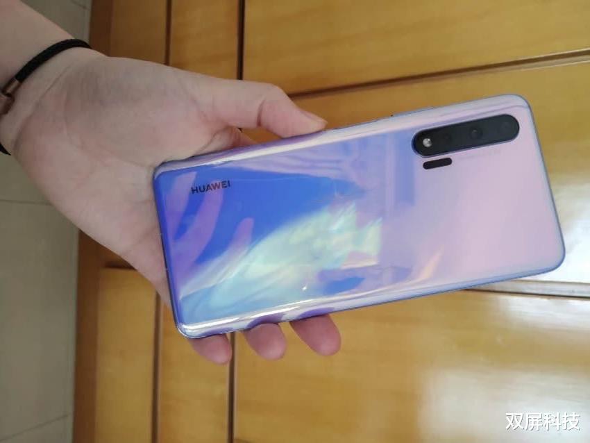 [5G]从3799跌至2429，麒麟990+双模5G，还买什么iPhone SE？