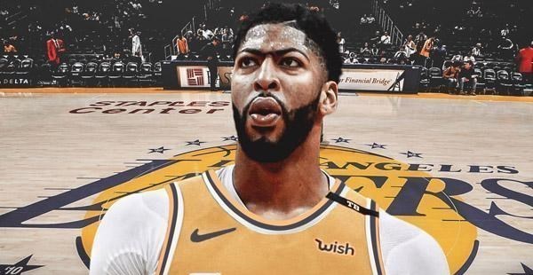 「火箭队」威少和哈登建立王朝的机会到了，效仿格林说服戴维斯，火箭能起飞