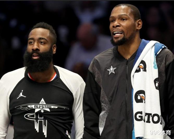 湖人队|为什么詹姆斯加盟湖人以后，越来越多的巨星往东部跑？