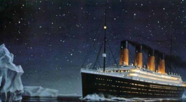 「载人航天」当年泰坦尼克号是被冰山撞沉的,船上的人为什么不到冰山上避难呢