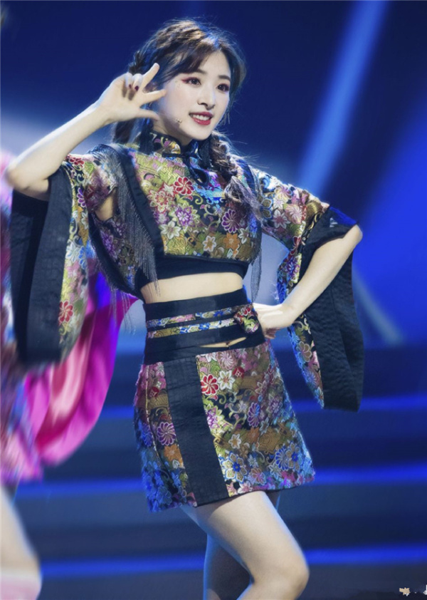 乘风破浪的姐姐|《乘风破浪的姐姐》单身姐姐多，你最想选谁做老婆？选她的人应该最多吧！