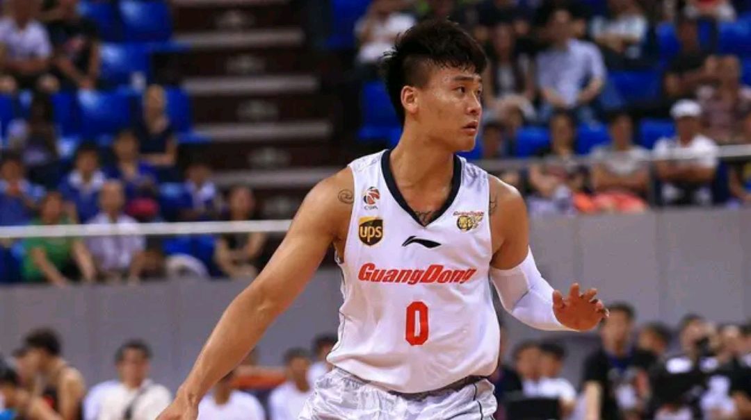 赵睿@CBA自由市场三条国手大鱼，哪支球队会成为最终的赢家？