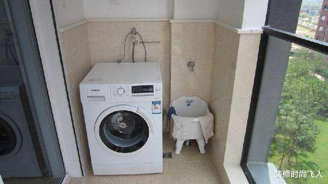 『』为什么洗衣机排水管不能直插地漏?听老电工说,我就后悔察觉晚了