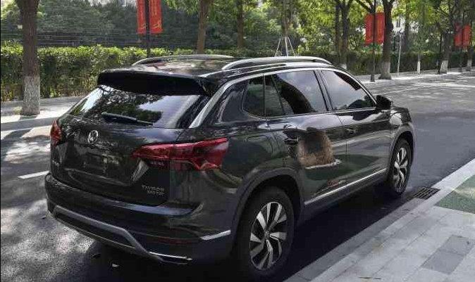 「大众途观」探岳和途观L哪里不同，同为中型SUV定位，能少花三万吗？