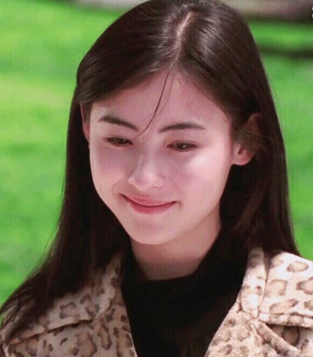 张柏芝|39岁张柏芝身材有多好？看她发福的样子，就知道什么才是梦中情人