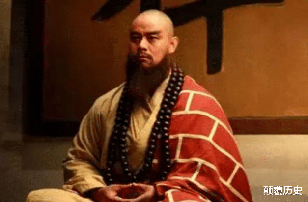 「花荣」花荣为何不顾一家老小，在宋江坟前自杀？只因怕这件事