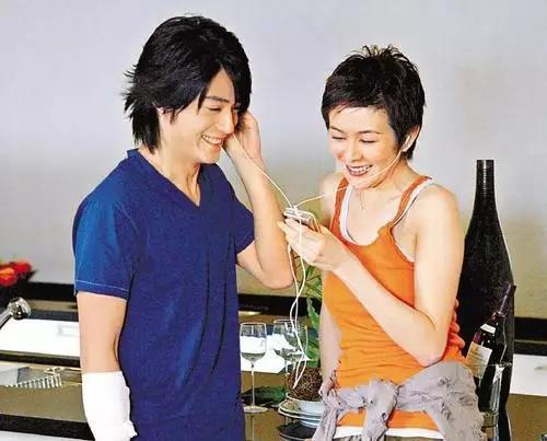 关之琳|57岁关之琳直播带货引热议：三观尽毁的美人，恃靓行凶的前半生