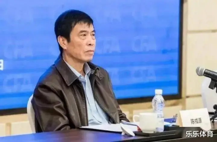 中超|疯了！足协改革遭抵制，15家赞助商退出，中超新赛季要裸奔！