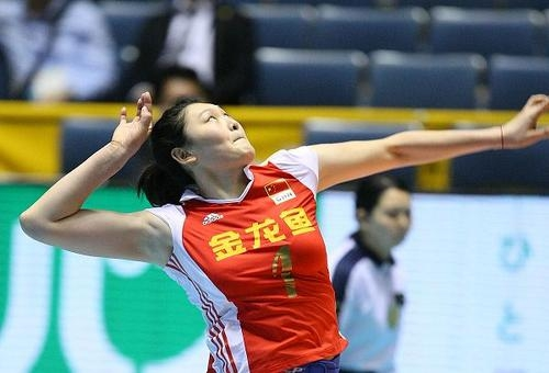 王一梅@王一梅身体素质强于朱婷，却未成为朱婷那样的球星，你怎么看？