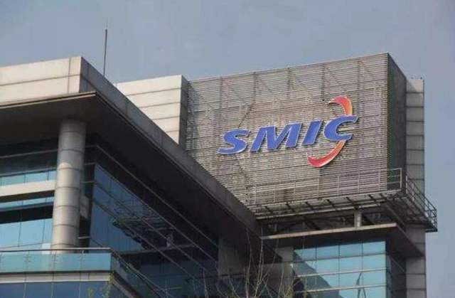 芯片|如何看当初大陆唯一一台7nm光刻机被抵押，千亿级芯片项目停摆？