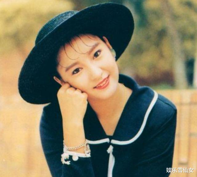 李莫愁▲有种“遗传”叫李莫愁女儿,32岁美到犯规,下一任赤练仙子