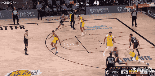 达米恩·利拉德|轰55+10！利拉德造NBA大冷门，双枪打爆湖人双巨头，黑八真有戏