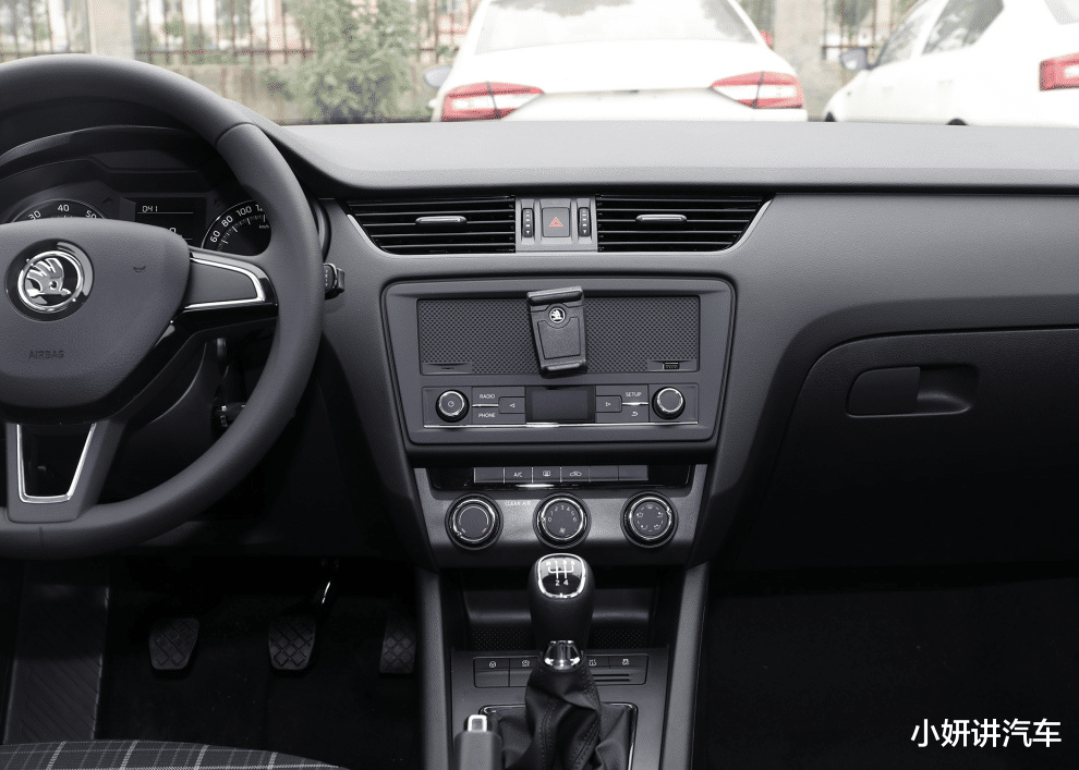 【斯柯达明锐】全新明锐即将来袭！比朗逸好看，长近4米7+150马力+7AT，带国六