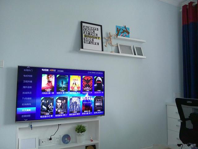 一家三口住50平，空间利用一点也不含糊，看过的朋友都佩服！