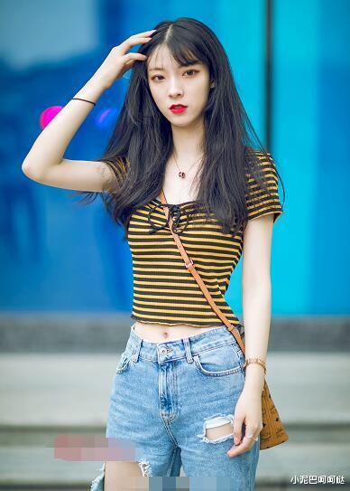 『段奥娟』做到唇色与服装的呼应，你就赢了