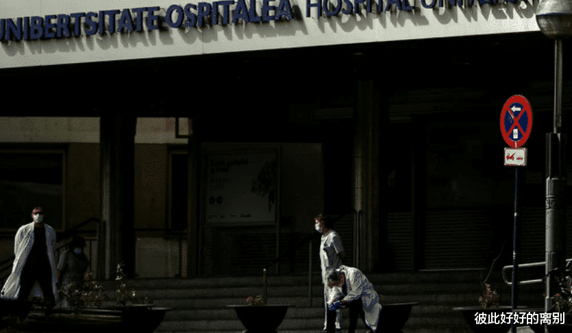 「西班牙」西班牙做出艰难决定，拔掉65岁以上老人呼吸机，医院护士都哭成一片