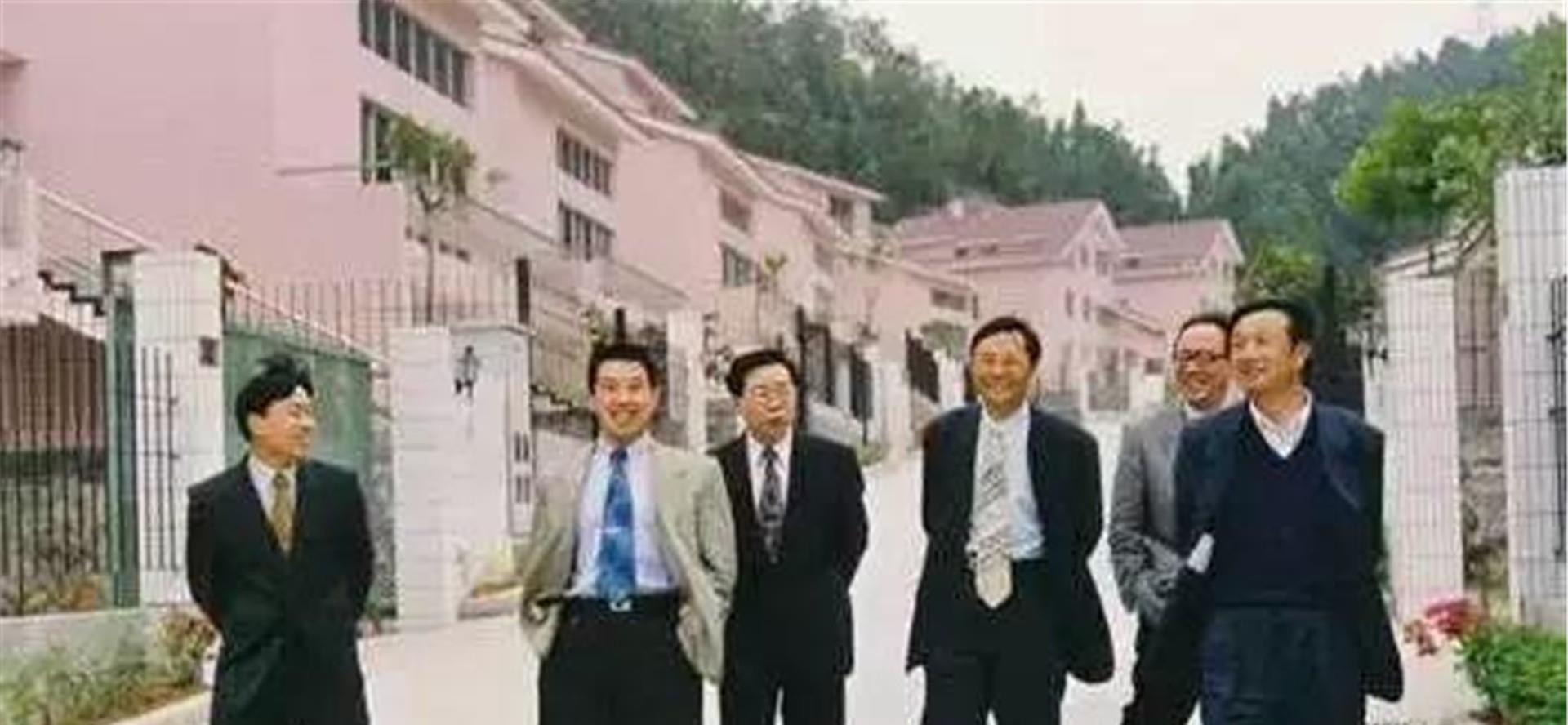 任正非|“不成功就跳楼？”任正非打响反击战，9月10日获奖一决胜负！