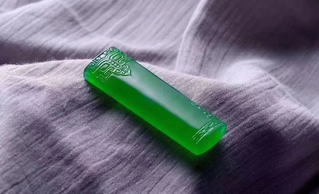 翡翠|解开翡翠雕工的价格之谜