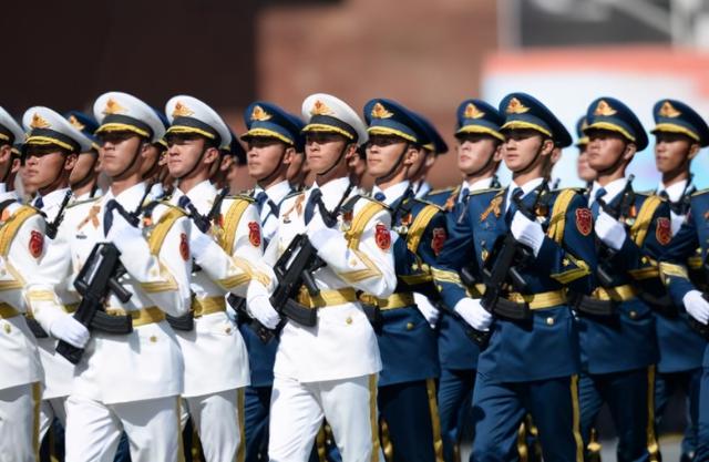 叶挺|1946年,解放军不幸牺牲的7名高级将领,前3人都有元帅资格