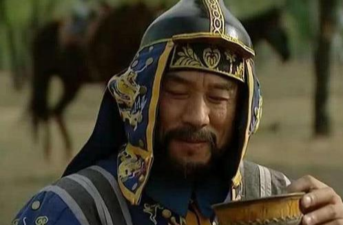 岳钟琪：岳钟琪的兵权，权利不比年羹尧小，为什么雍正只杀了年羹尧，放过了岳钟琪？