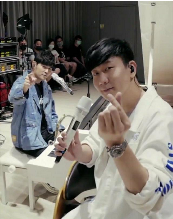 林俊杰|周杰伦和林俊杰如果一较高低,只说作品谁才是第一!