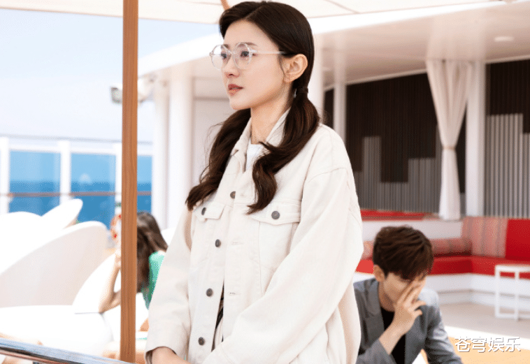 谭松韵:《陈芊芊》收官不愁没剧追!两部超甜恋爱剧定档,主演都是老熟人