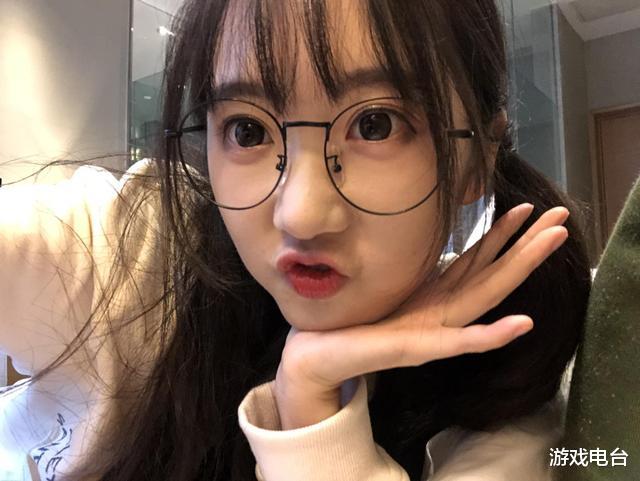 王者荣耀▲王者荣耀一哥是张大仙，虎牙又来了王者一姐，网友：爱了