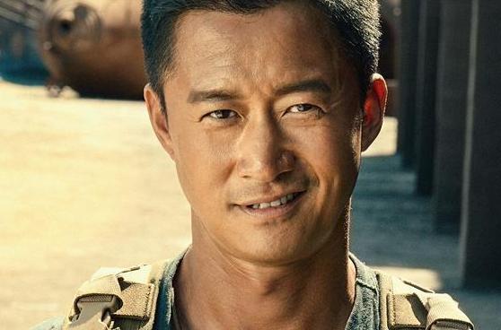吴京|《战狼2》最大牌龙套，出场不到1分钟，却成最后“赢家”瓜分50亿