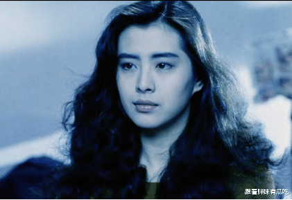 王祖贤|王祖贤为何突然取消和齐秦的婚约？背后另有隐情，换你也不会嫁！