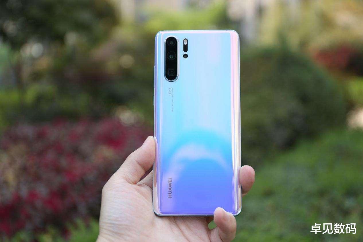 华为手机|华为手机别乱买，这五部都是麒麟处理器加持，入手不吃亏！