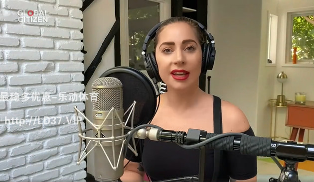 『Lady Gaga』Gaga新专辑周边丁字裤畅销 粉丝：等不及要穿上