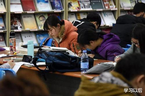 #南京鼓楼医院#考研复试“20分钟”，就要在总成绩中占50%，真的公平吗？