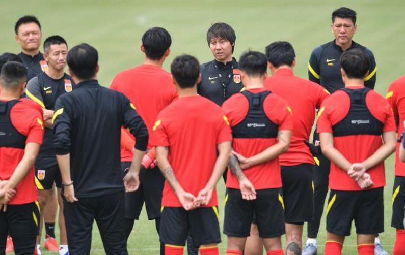 「国足」凌晨12点！国足再迎重大好消息，中超67球射手将助力40强赛