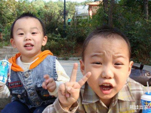 『』“一儿一女”跌落神坛，\两个儿子\登顶幸福感榜，父母晚年有保障