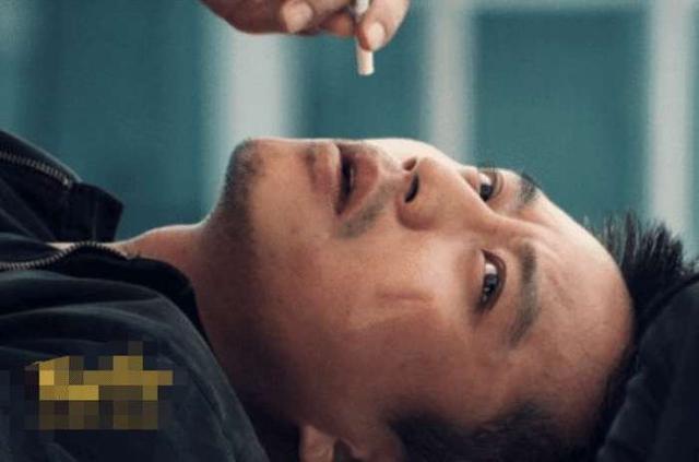 影帝|同样是演尸体，杨颖演尸体，梁朝伟演尸体，流量明星被影帝“秒杀”