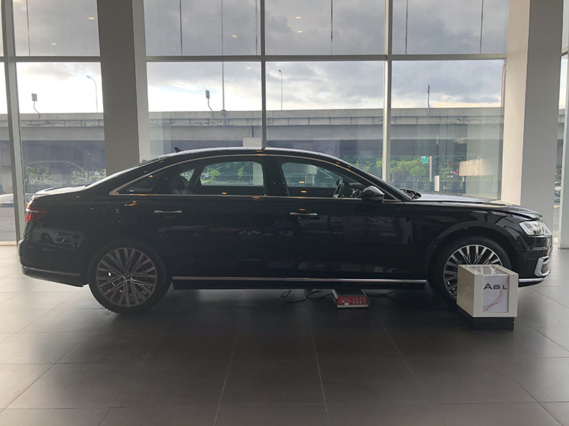 奥迪a8l|抢先看2021款奥迪A8L到底值不值 香不香