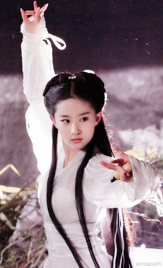 刘亦菲|他为演“杨过”直接削骨,却被刘亦菲嫌丑拒绝,今42岁红成这样