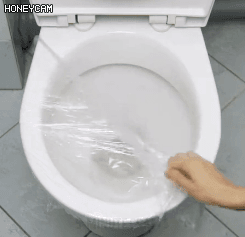 『』马桶堵了,用保鲜膜就搞定?手把手详细教程来啦