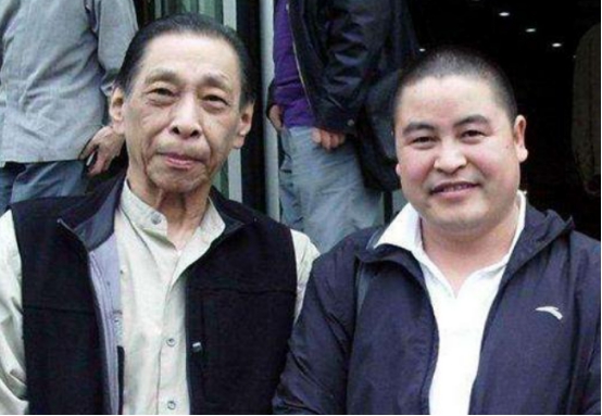 「唐太宗」杜月笙是上海滩青帮老大,但他儿子却全国出名,至今仍为国效力!