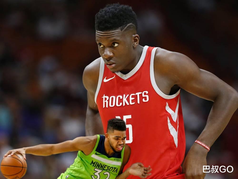 火箭队|火箭三喜临门！卡佩拉感谢哈登，27+7巨星复出，德帅也下定决心