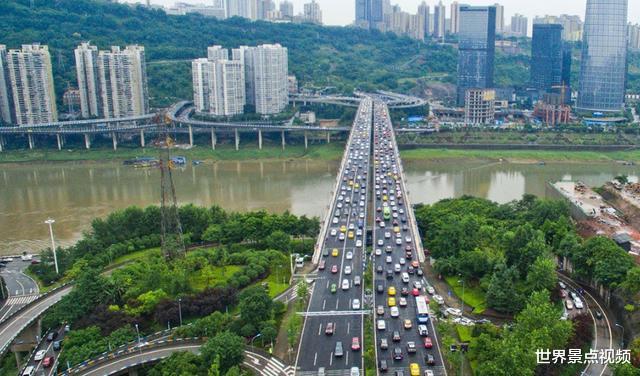 「重庆」我国不适合自驾游的城市,但却非常适合穷游,景点几乎都免费