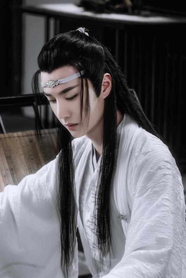 陈情令|肖战王一博《陈情令》专辑销量突破750000张，持续畅销榜总榜TOP1